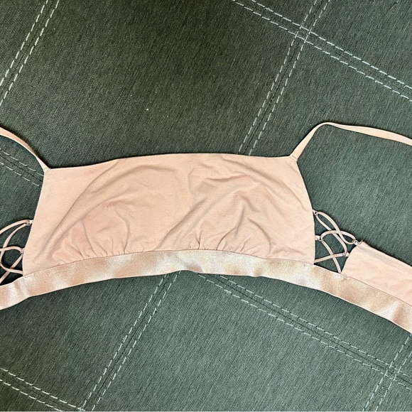 Pink Aerie Bra - Picture 3 of 8